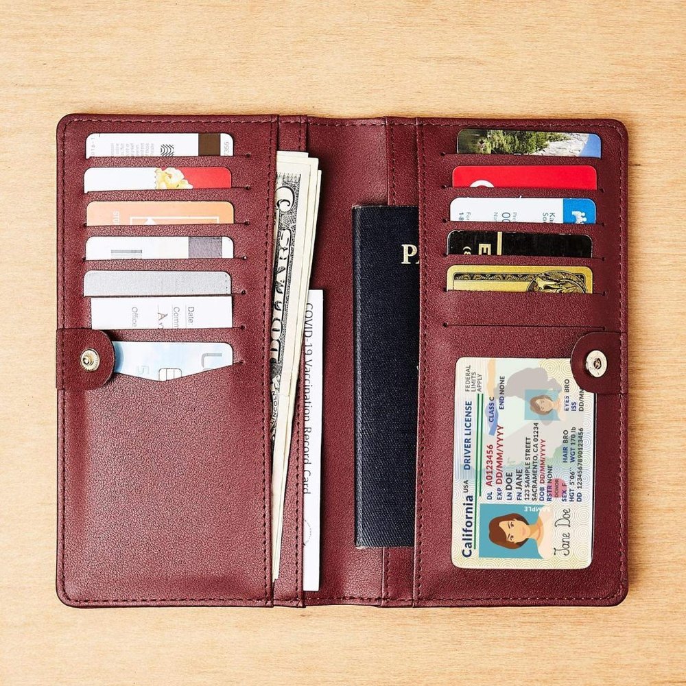 NWT Lark & Ives Continental Snap Wallet